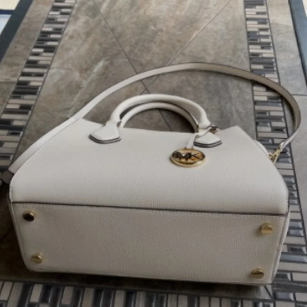 Michael Kors Daria Large Satchel Bag Leather Light Cream